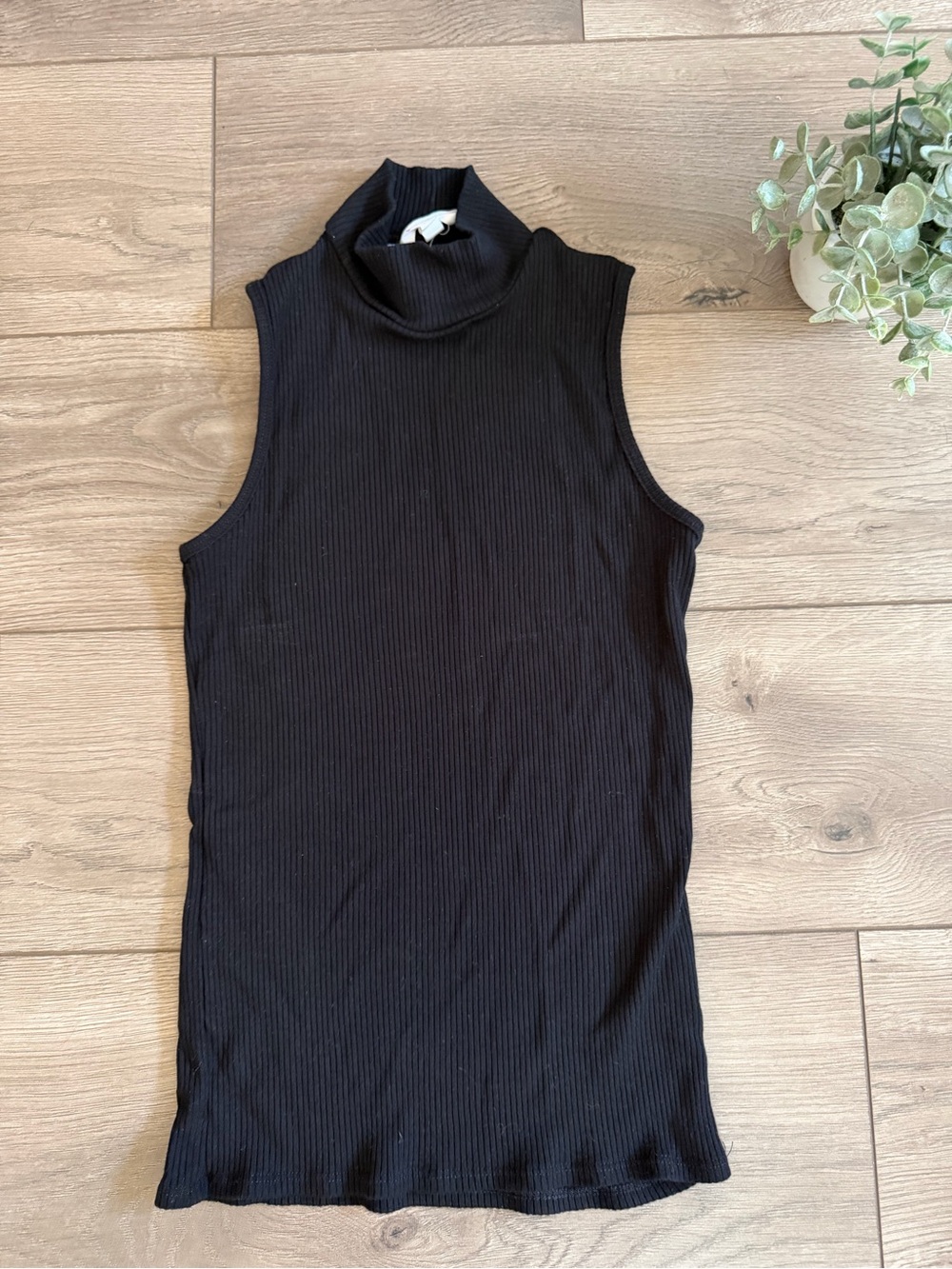 ATHLETA Renew Seamless Mock Neck Tank
Size XS